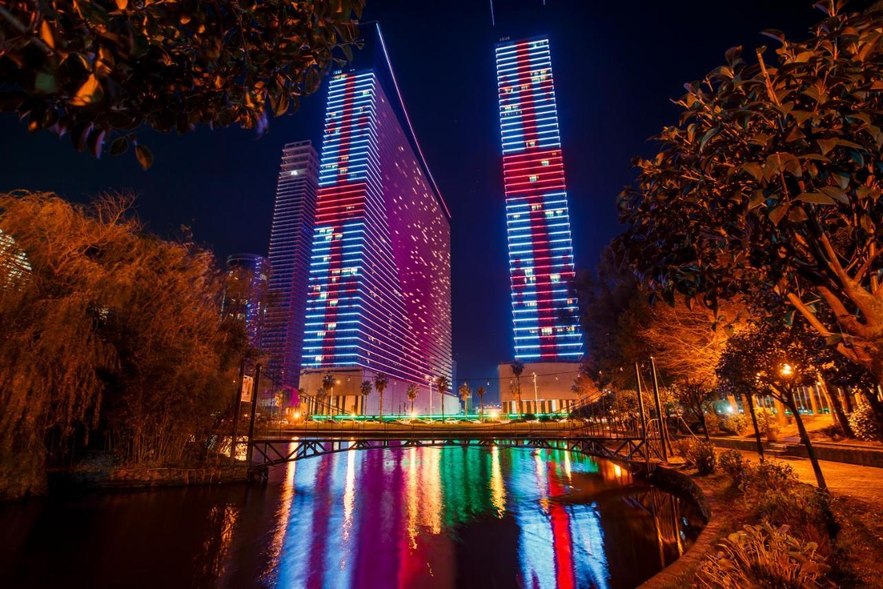 Panorama Orbi City Center Suite Sea View Μπατούμι Εξωτερικό φωτογραφία