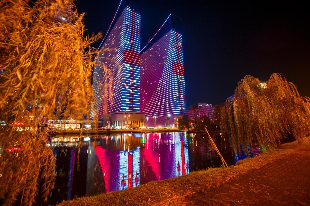 Panorama Orbi City Center Suite Sea View Μπατούμι Εξωτερικό φωτογραφία