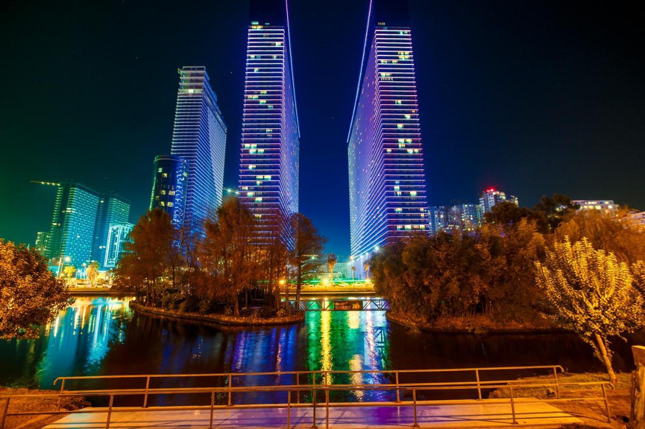 Panorama Orbi City Center Suite Sea View Μπατούμι Εξωτερικό φωτογραφία