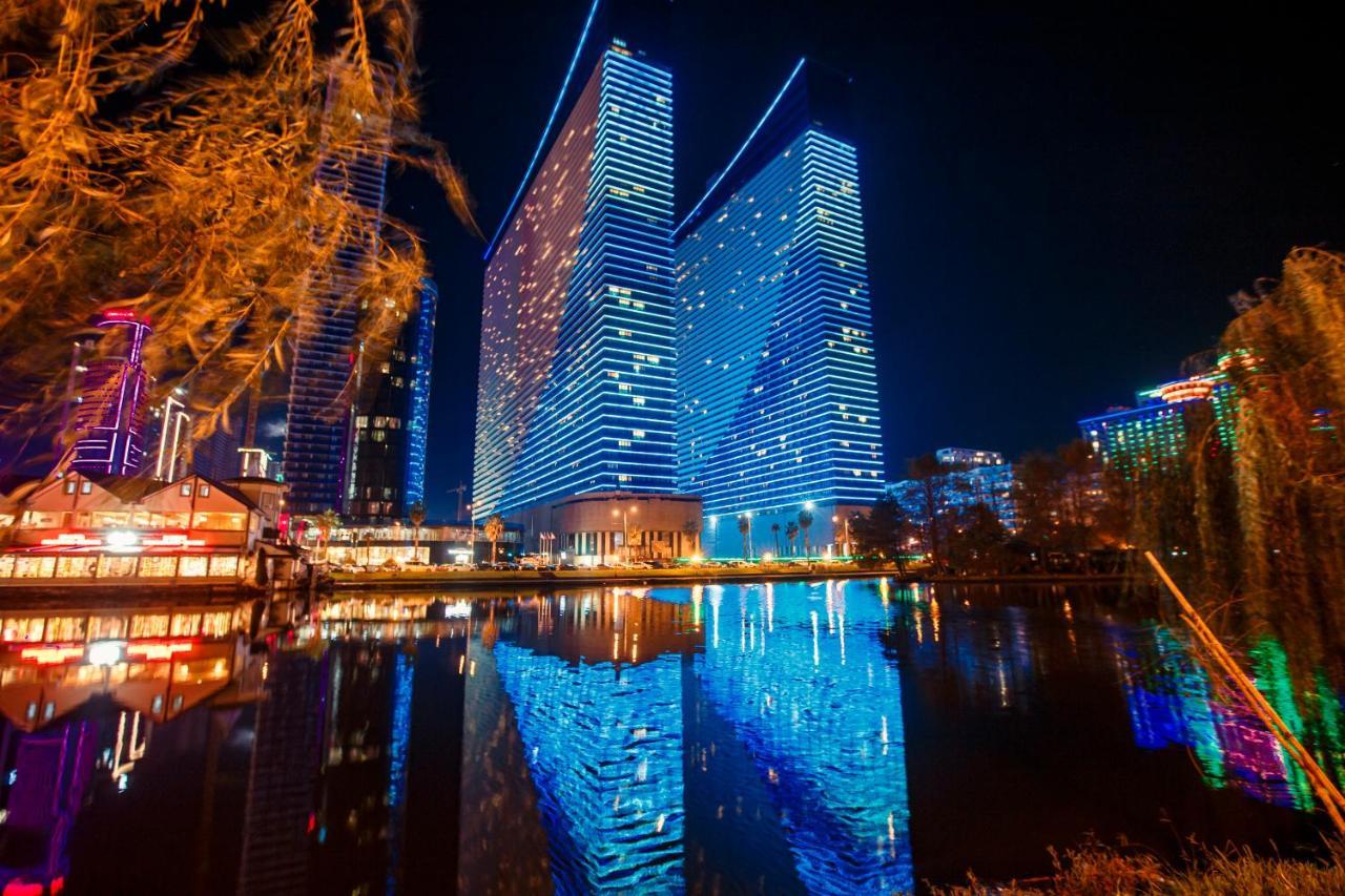 Panorama Orbi City Center Suite Sea View Μπατούμι Εξωτερικό φωτογραφία